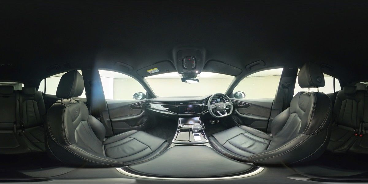 More views of Audi Q3