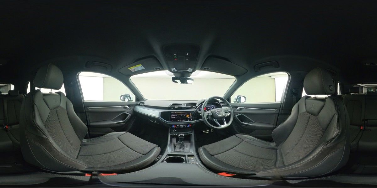 More views of Audi Q3