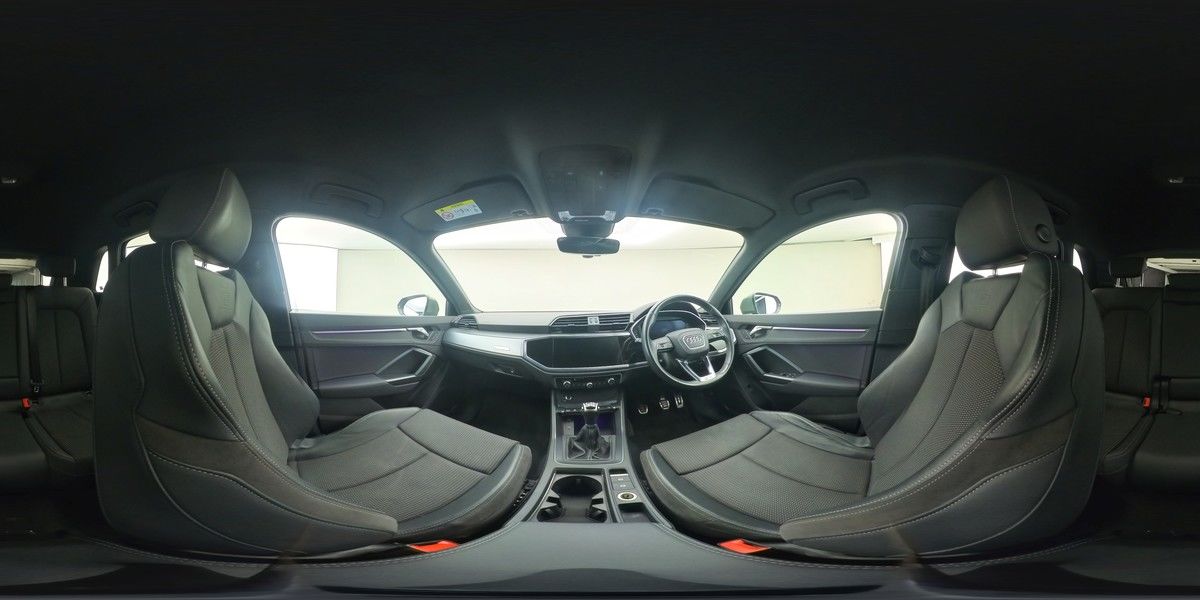 More views of Audi Q3