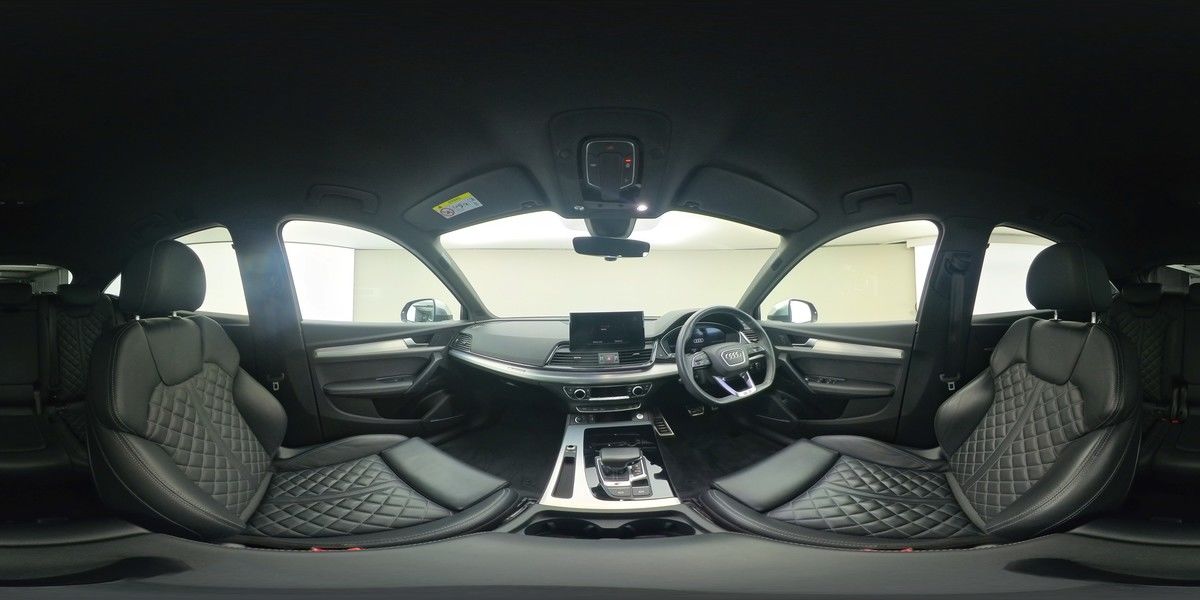 More views of Audi SQ5