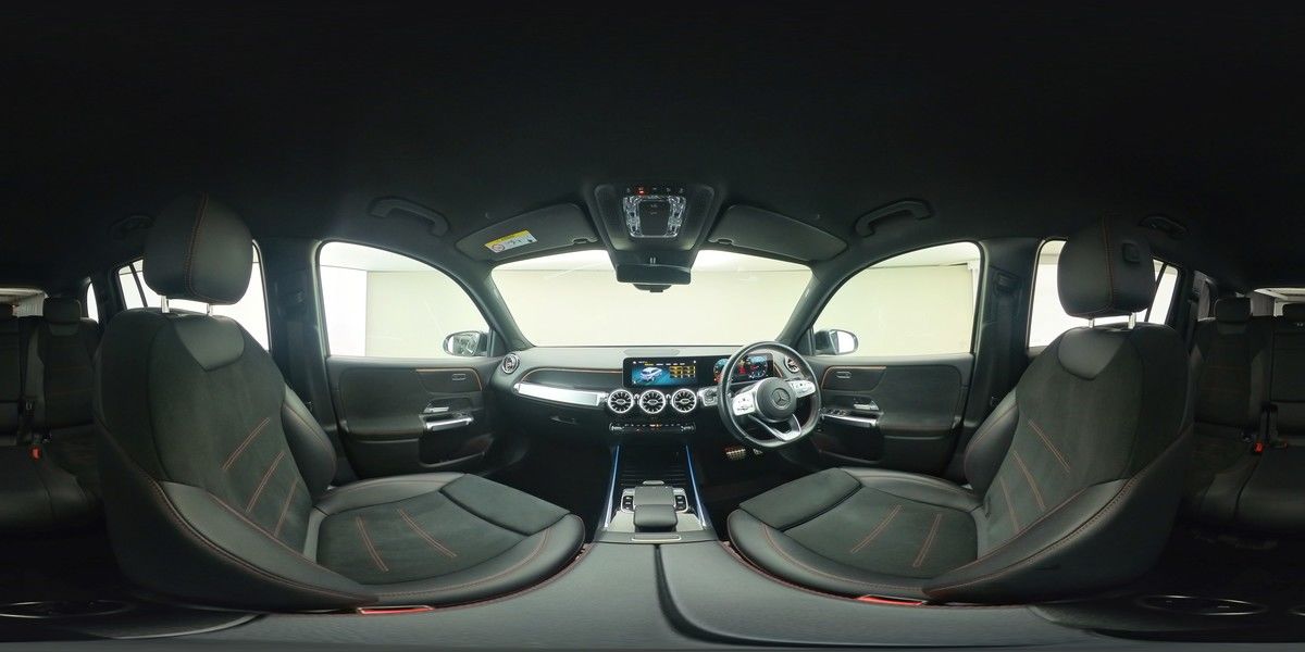 More views of Mercedes-Benz GLB