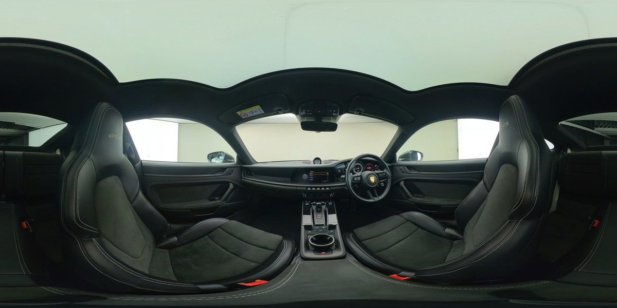 More views of Porsche 911