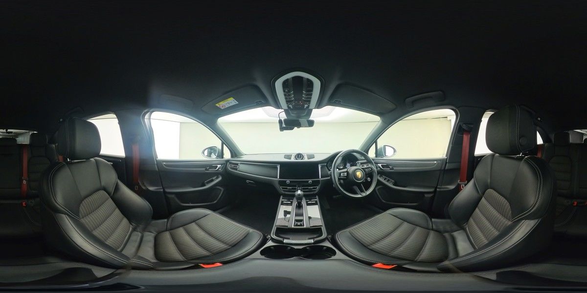 More views of Porsche Macan