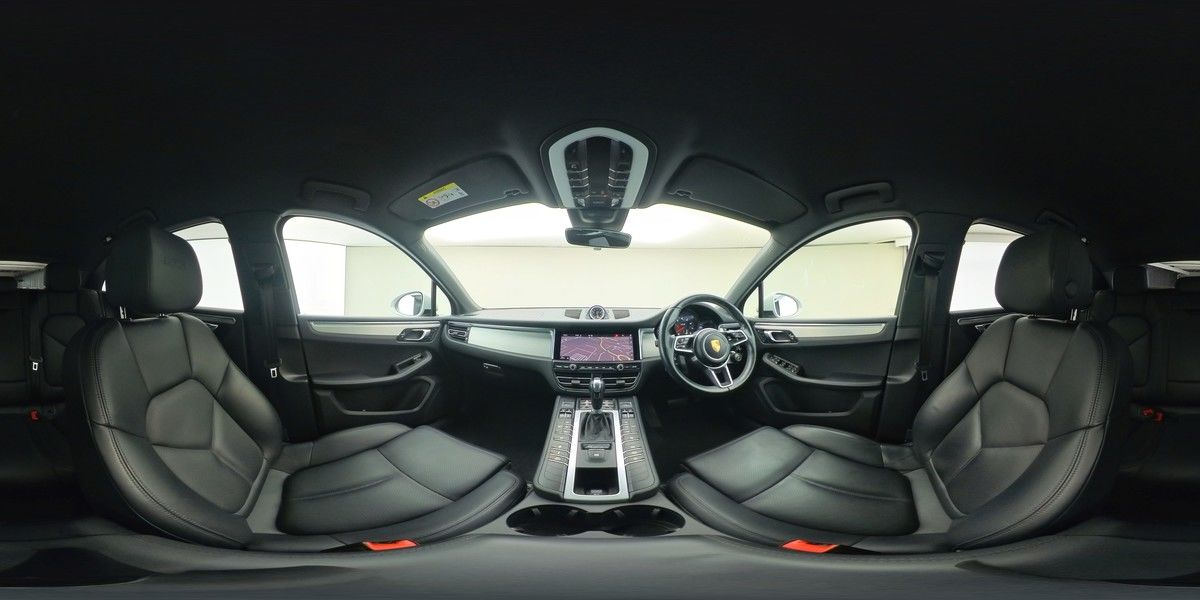 More views of Porsche Macan