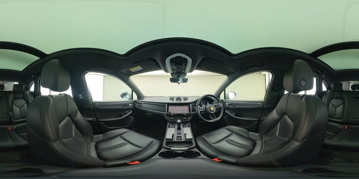 More views of Porsche Macan