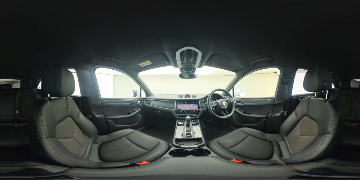 More views of Porsche Macan