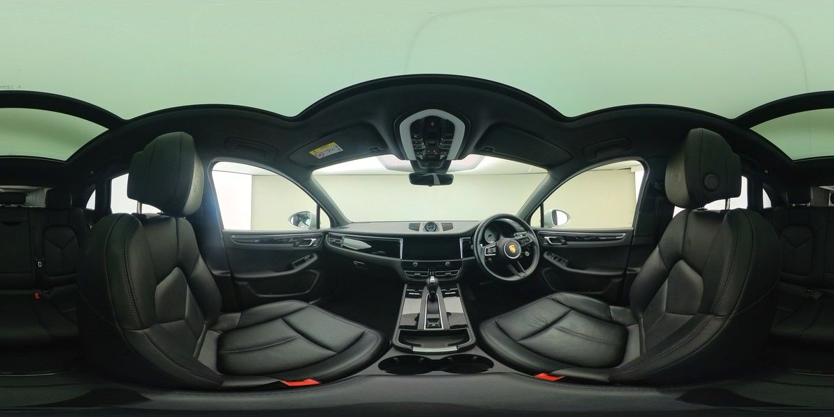More views of Porsche Macan