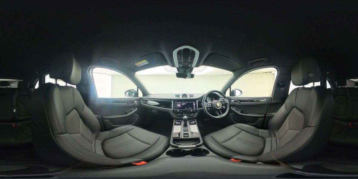 More views of Porsche Macan