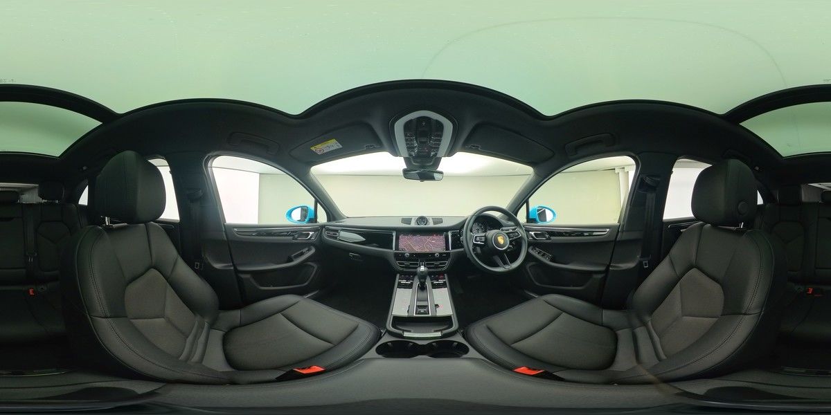 More views of Porsche Macan