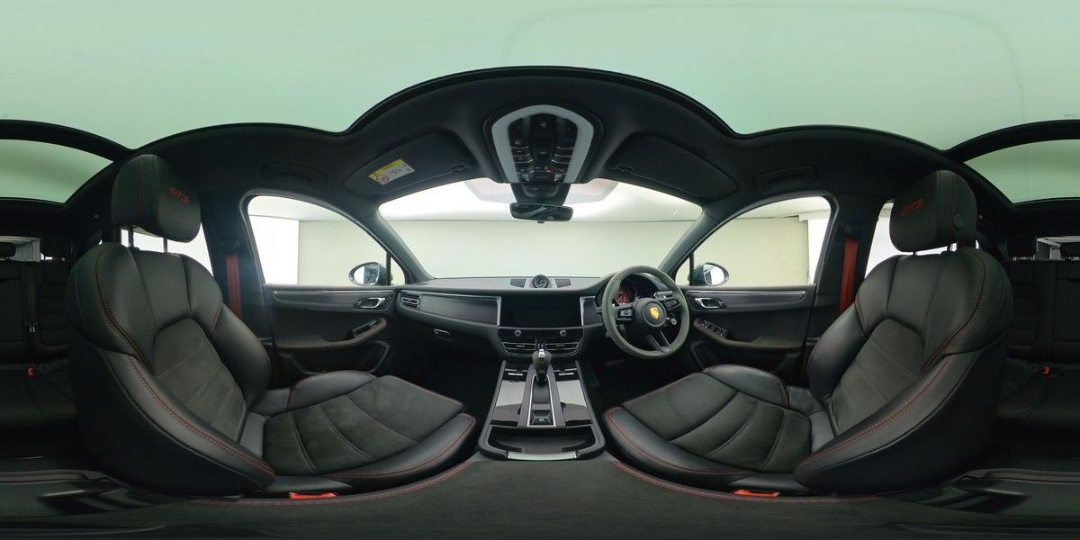 More views of Porsche Macan