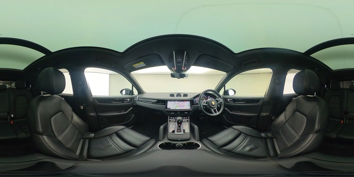More views of Porsche Cayenne