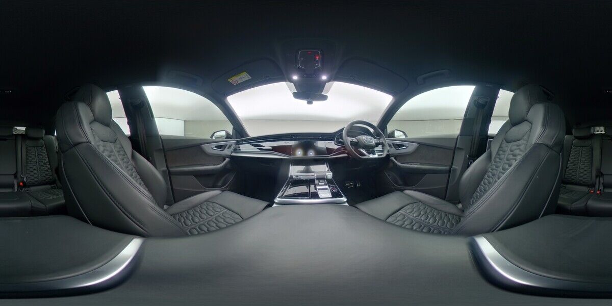 More views of Audi RSQ8