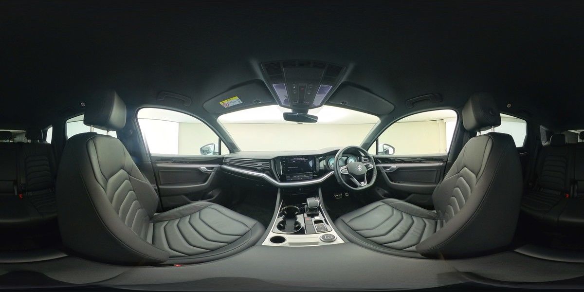 More views of Volkswagen Touareg