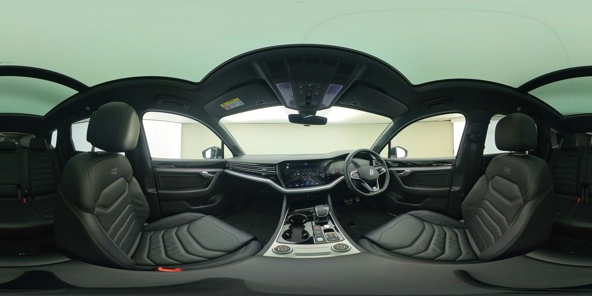 More views of Volkswagen Touareg