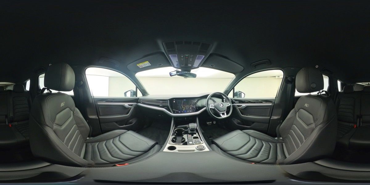 More views of Volkswagen Touareg