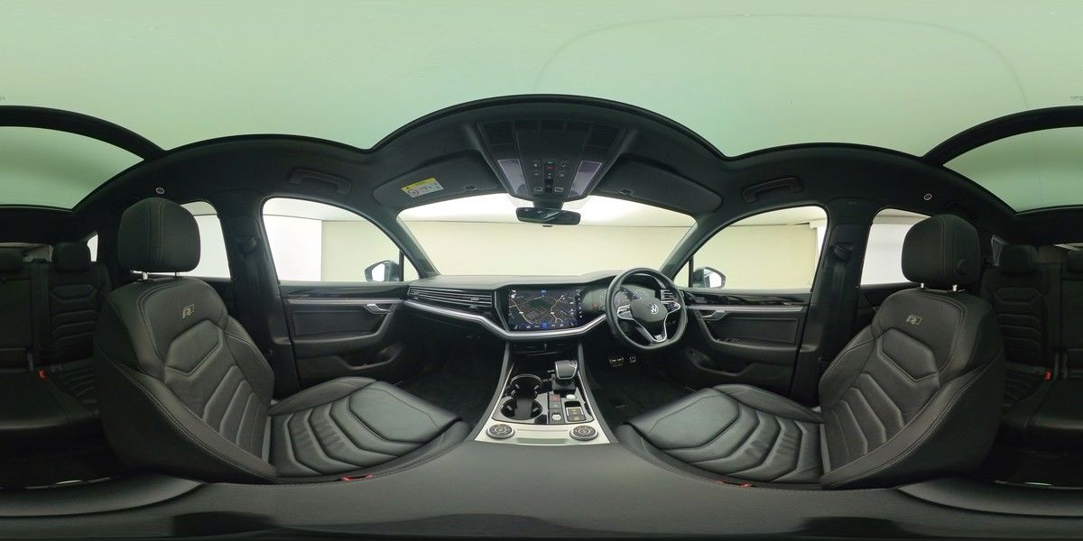 More views of Volkswagen Touareg