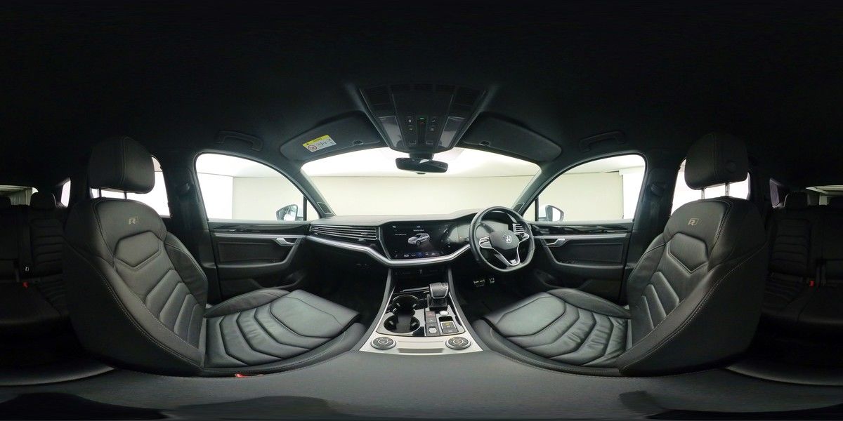 More views of Volkswagen Touareg