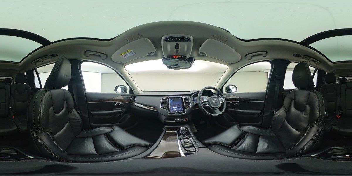 More views of Volvo XC90