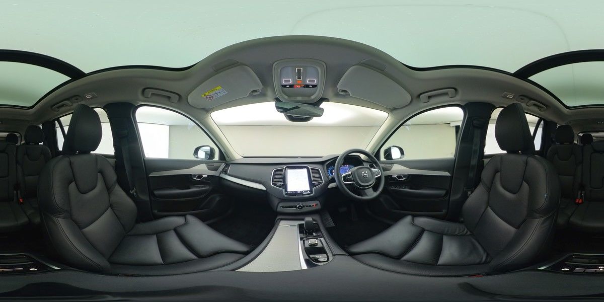 More views of Volvo XC90
