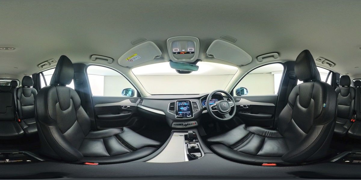 More views of Volvo XC90