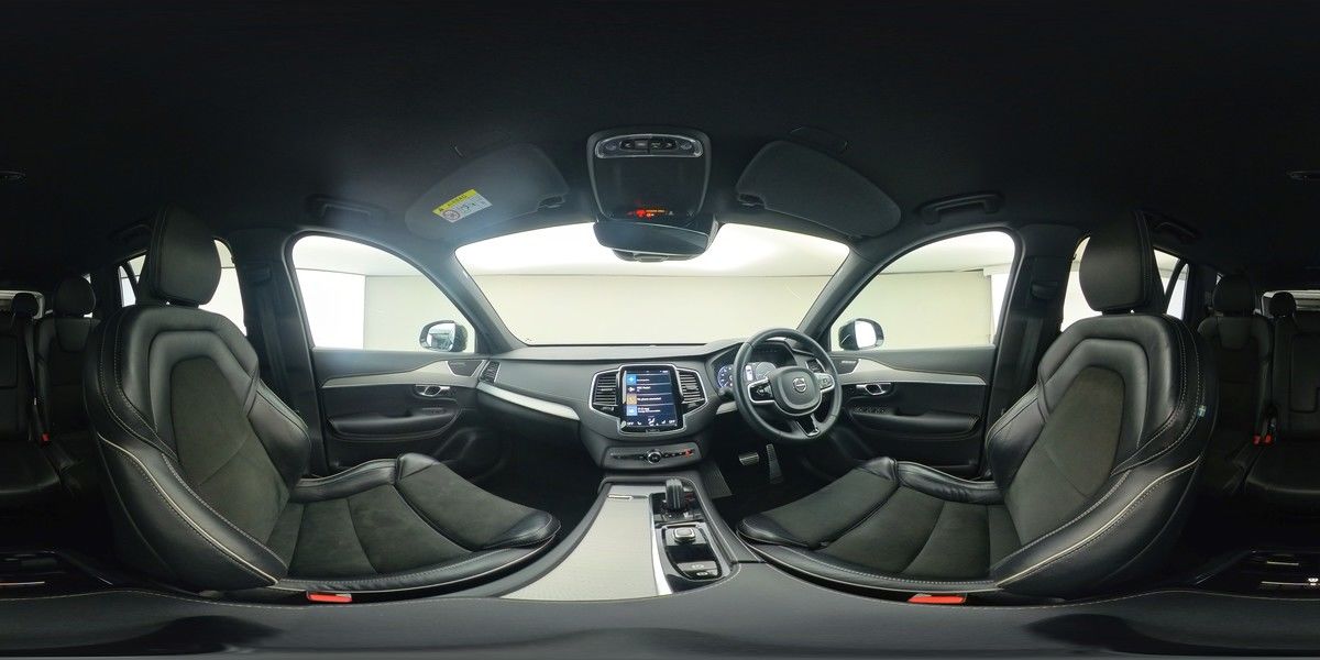 More views of Volvo XC90