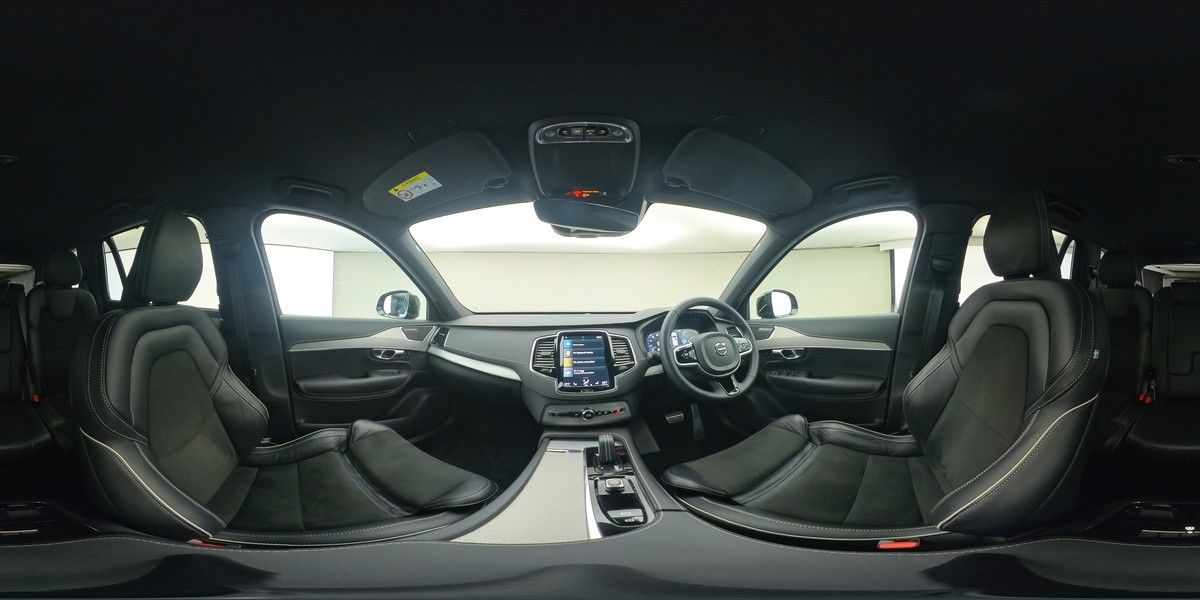 More views of Volvo XC90