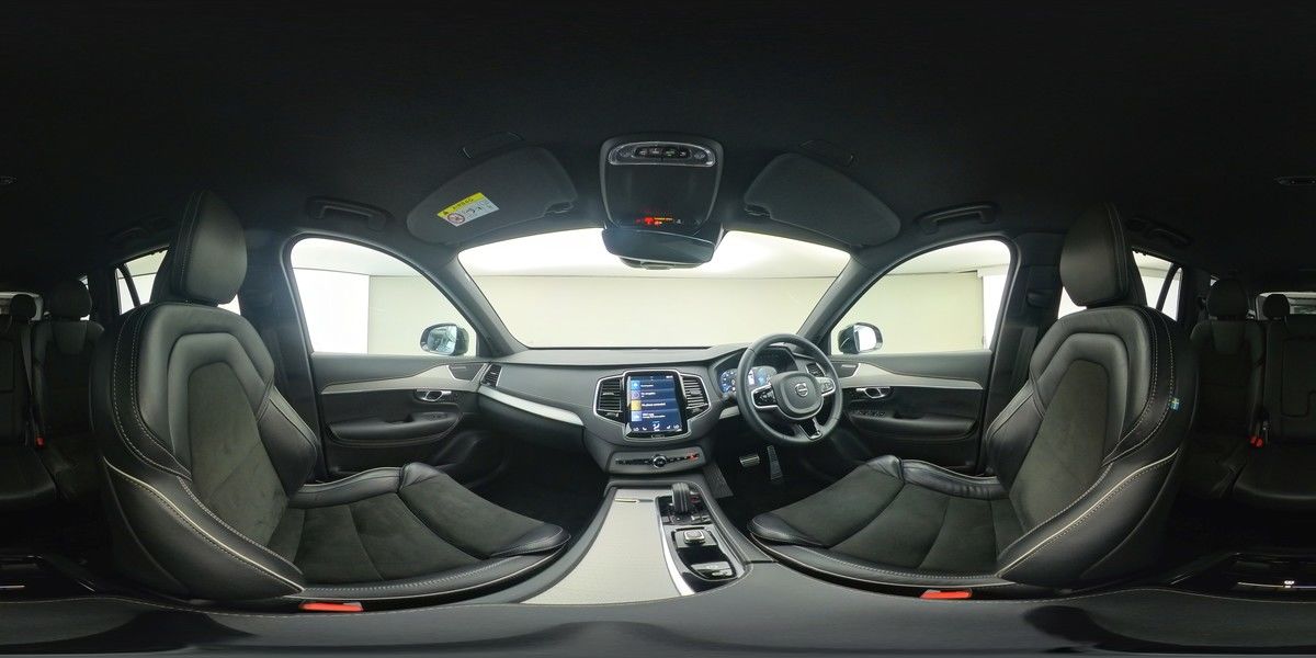 More views of Volvo XC90