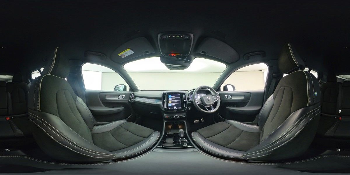 More views of Volvo XC40