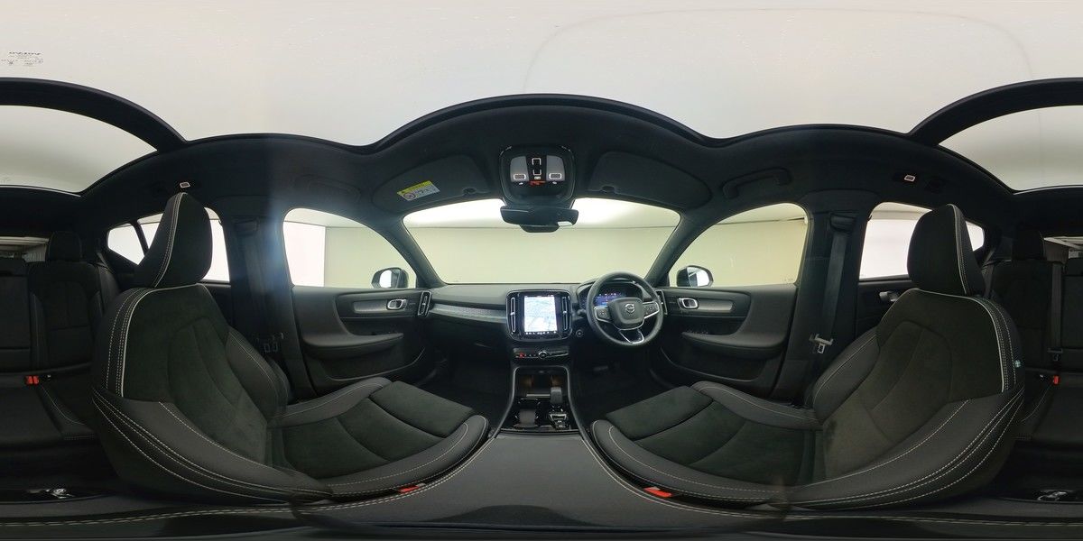 More views of Volvo XC40
