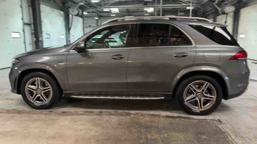 More views of Mercedes-Benz GLE