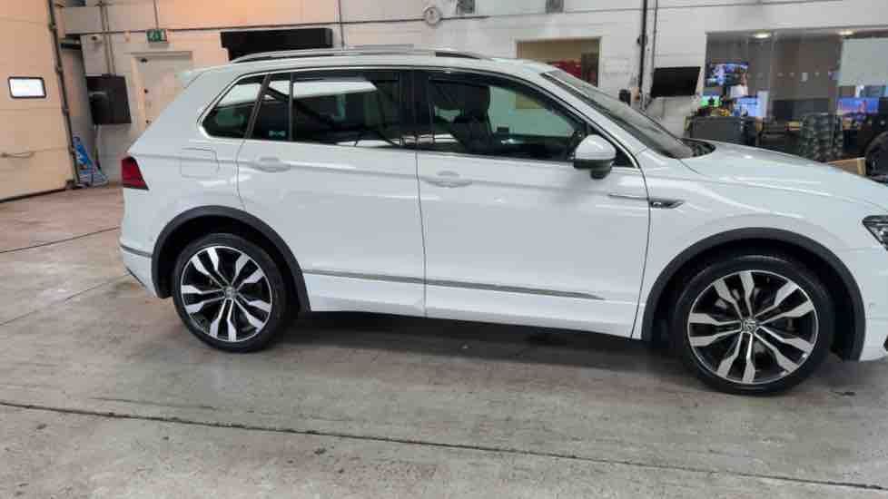More views of Volkswagen Tiguan