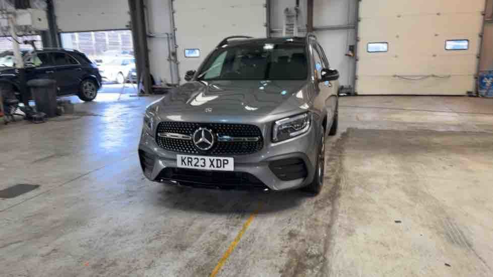 More views of Mercedes-Benz GLB
