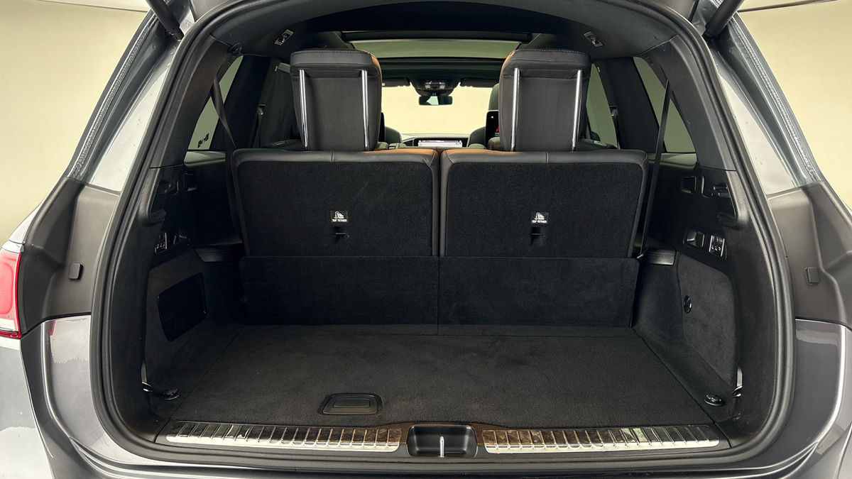 Mercedes-Benz GLS Image 11