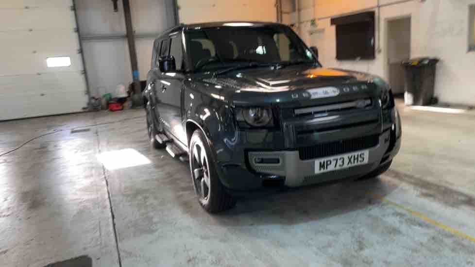 More views of Land Rover Defender 110