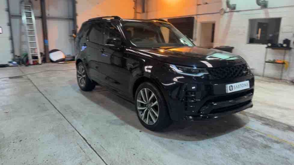 More views of Land Rover Discovery