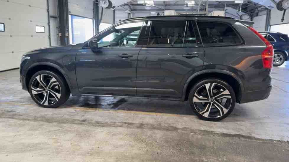 More views of Volvo XC90