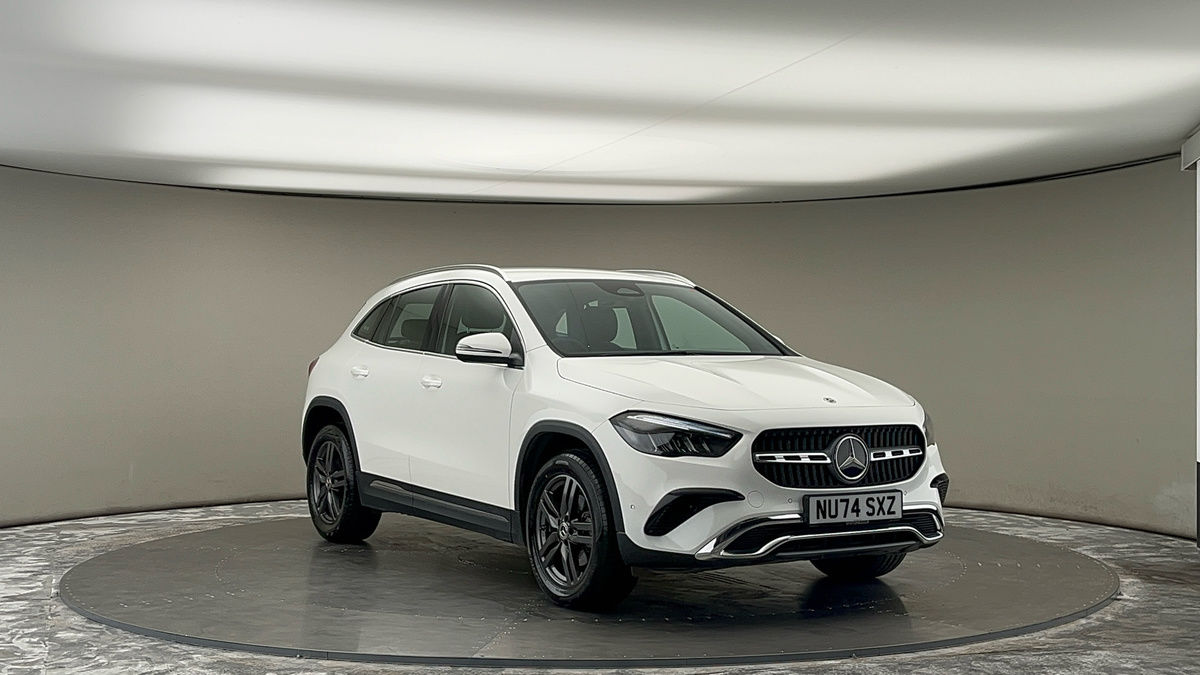 Mercedes-Benz GLA Sticky Header Image