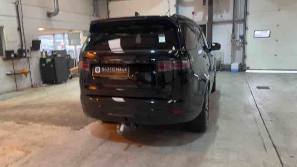 More views of Land Rover Discovery