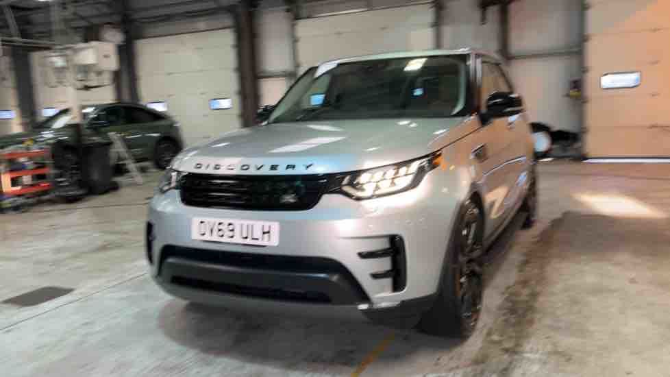 More views of Land Rover Discovery
