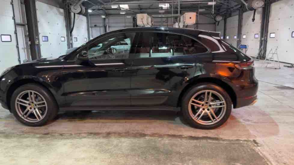 More views of Porsche Macan
