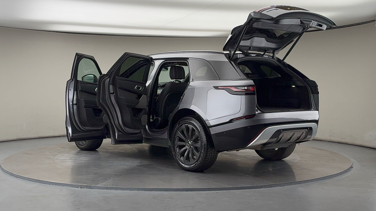 More views of Land Rover Range Rover Velar