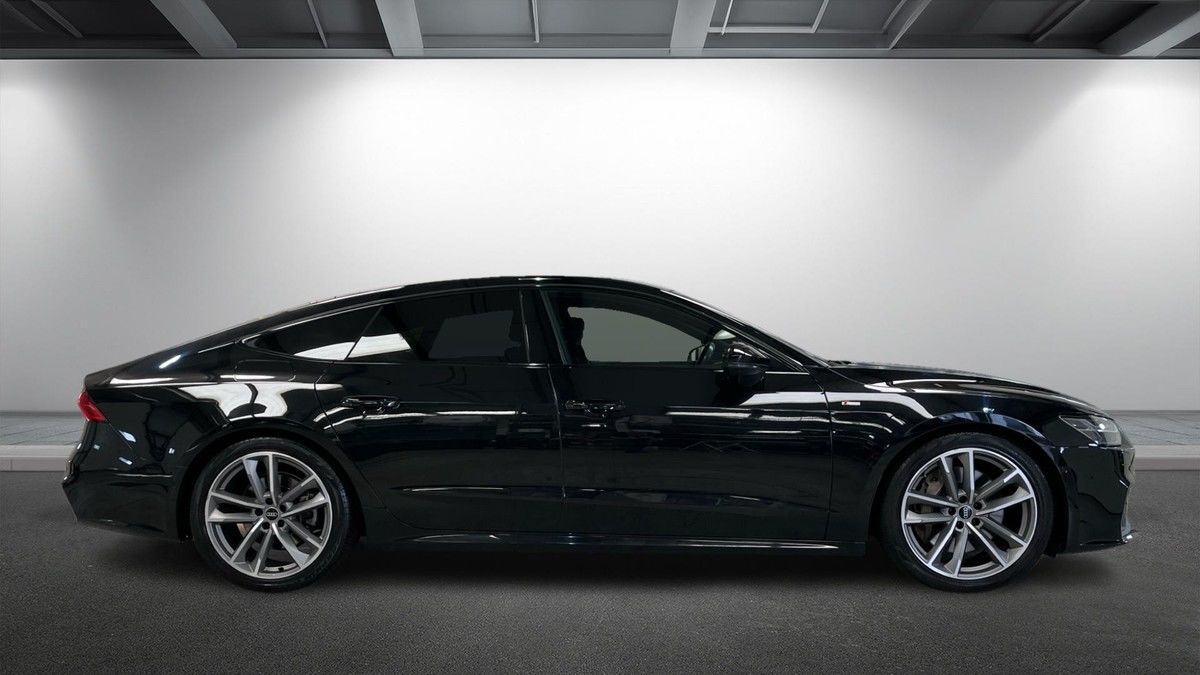 Audi A7 Image 16