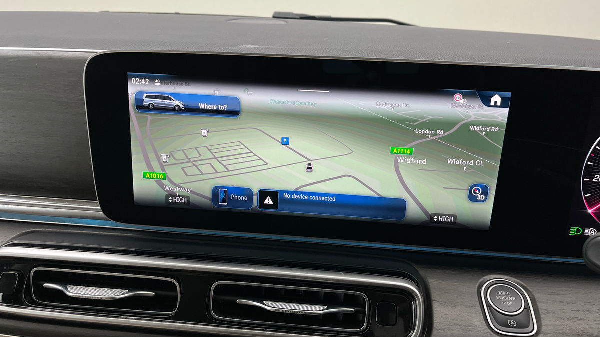 Mercedes-Benz V Class Image 17