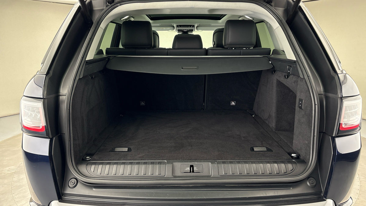 Land Rover Range Rover Sport Image 11