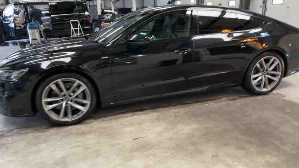 More views of Audi A7