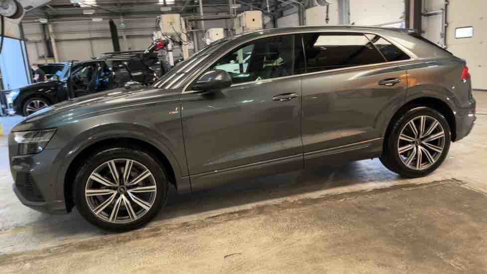 More views of Audi Q8