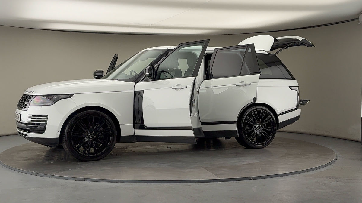 More views of Land Rover Range Rover