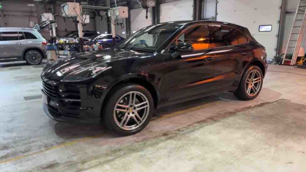 More views of Porsche Macan
