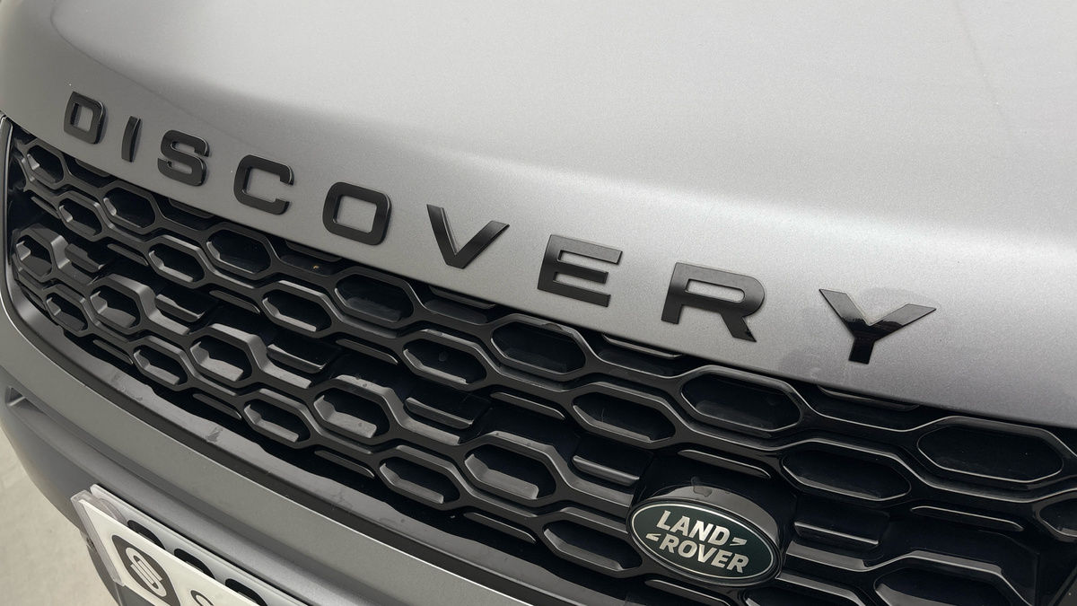 Land Rover Discovery Sport Image 24