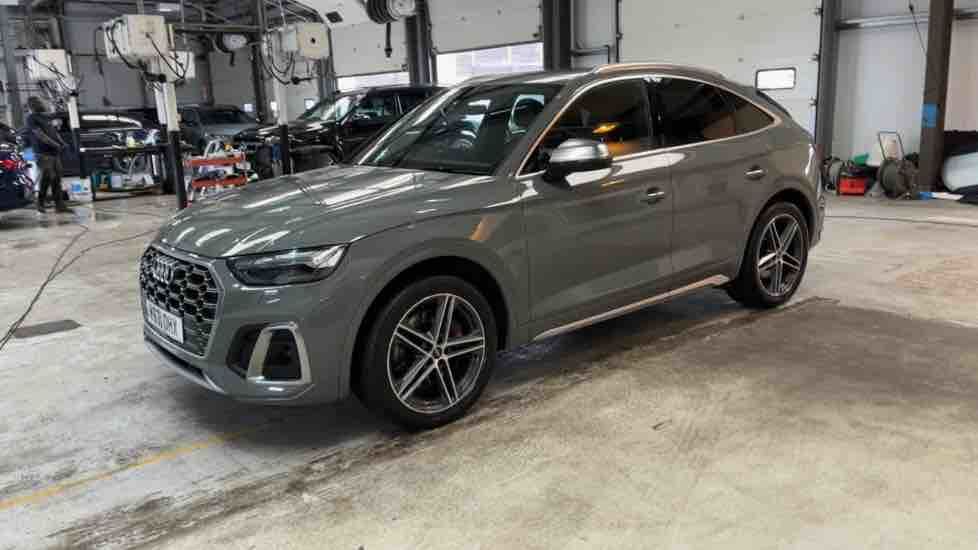 More views of Audi SQ5